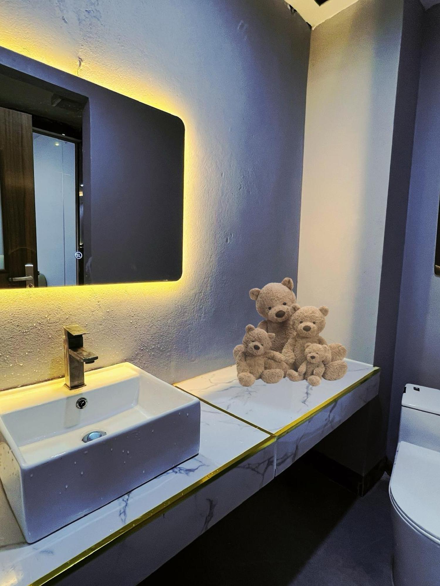 Venus Apartment Kham Thien 하노이 외부 사진